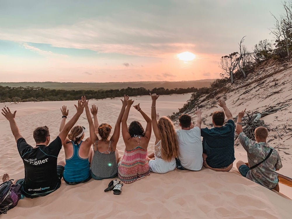 grupo de amigos en fraser island